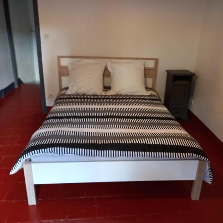 Le Midi 2 Apartment Trèbes Екстериор снимка